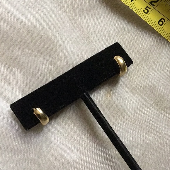 Earrings - Picture 3 of 4